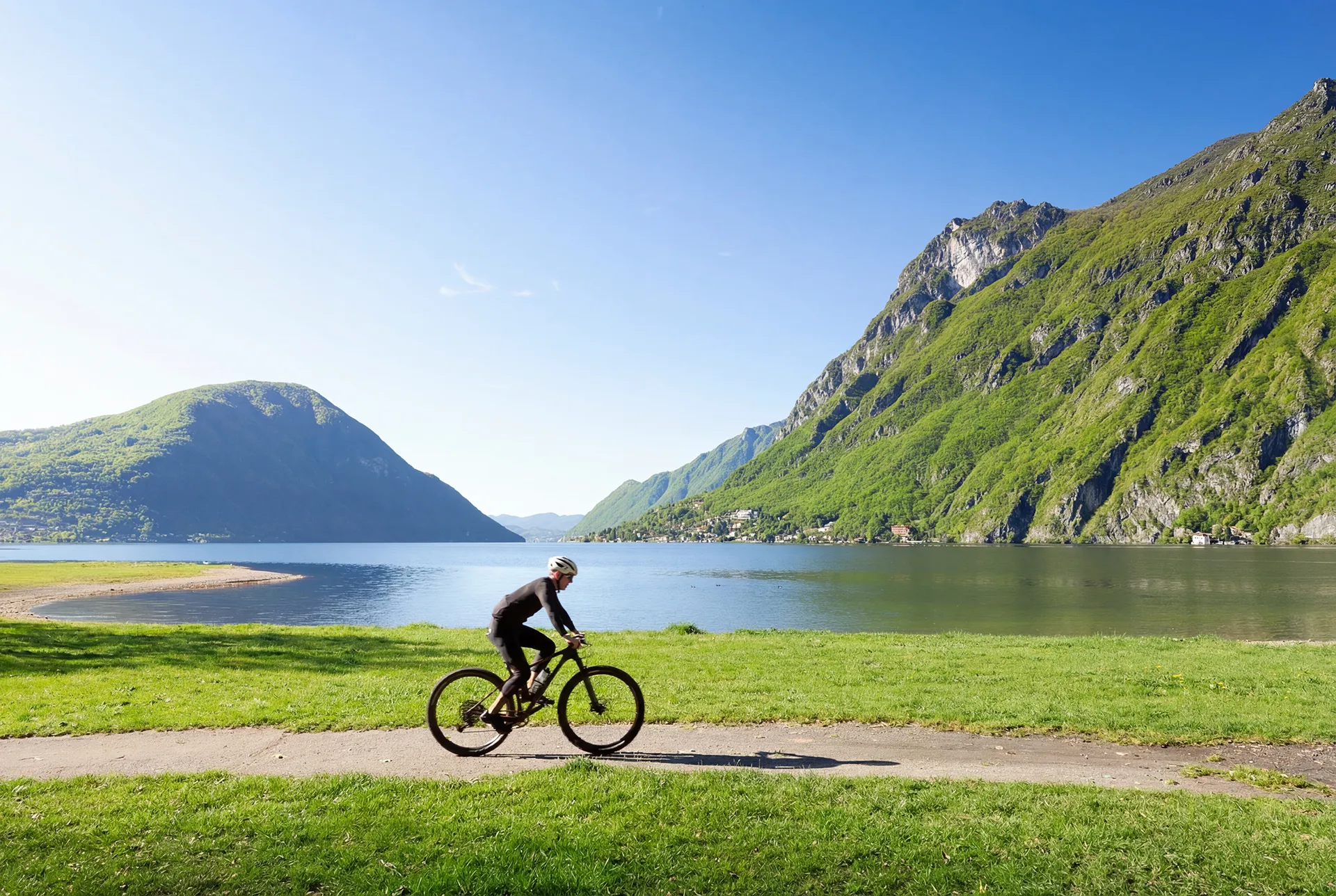 Percorso ciclabile lungo il Lago di Lugano, perfetto per attività all’aria aperta e vita slow a Porlezza.